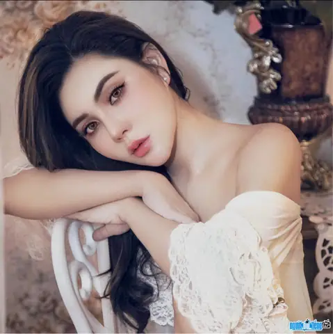 Khanh My My Là Ai? Tiểu Sử Người Mẫu Ảnh Nguyễn Huỳnh Như, Sự Nghiệp Kinh Doanh Thời Trang Và Khác Biệt Với Khánh My Khanh My My Là Ai? Tiểu Sử Người Mẫu Ảnh Nguyễn Huỳnh Như, Sự Nghiệp Kinh Doanh Thời Trang Và Khác Biệt Với Khánh My