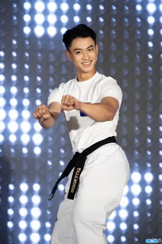 Hồ Sơ Người Mẫu Nguyễn Dương: Tiểu Sử, Hành Trình Mr World Vietnam 2024 Và Thông Tin Cá Nhân Hồ Sơ Người Mẫu Nguyễn Dương: Tiểu Sử, Hành Trình Mr World Vietnam 2024 Và Thông Tin Cá Nhân
