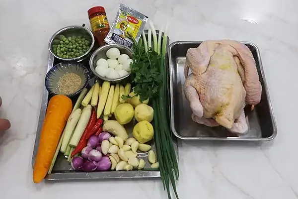Chuẩn Bị Nguyên Liệu Nấu Cà Ri Gà Đầy Đủ, Chuẩn Vị Cho Gia Đình
