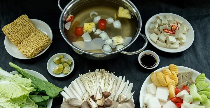 Tổng Hợp Nguyên Liệu Nấu Lẩu Chay Tại Nhà Theo Các Loại Phổ Biến Tổng Hợp Nguyên Liệu Nấu Lẩu Chay Tại Nhà Theo Các Loại Phổ Biến