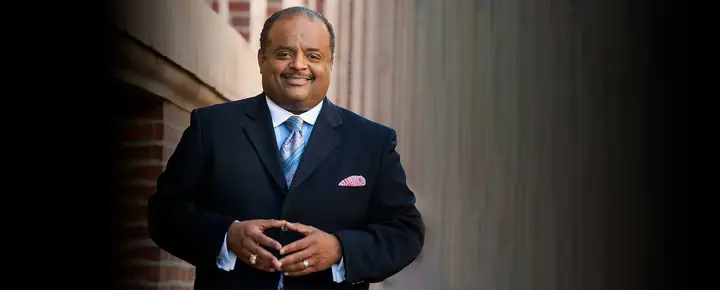 Tiểu Sử Nhà Báo Roland Martin: Sự Nghiệp, Chương Trình #rolandmartinunfiltered & Thông Tin Cá Nhân Tiểu Sử Nhà Báo Roland Martin: Sự Nghiệp, Chương Trình #rolandmartinunfiltered & Thông Tin Cá Nhân