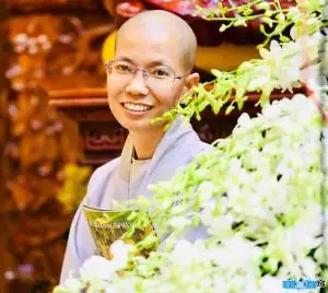 Tiểu Sử Nhà Sư Thích Khải Thành — Giảng Sư Trụ Trì Chùa Pháp Bảo, Sinh Năm 1990 Tiểu Sử Nhà Sư Thích Khải Thành — Giảng Sư Trụ Trì Chùa Pháp Bảo, Sinh Năm 1990