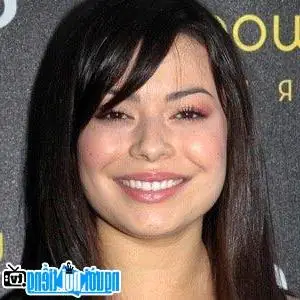 Miranda Cosgrove: Tiểu Sử, Sự Nghiệp Và Những Vai Diễn Điển Hình Của Nữ Diễn Viên Icarly Miranda Cosgrove: Tiểu Sử, Sự Nghiệp Và Những Vai Diễn Điển Hình Của Nữ Diễn Viên Icarly