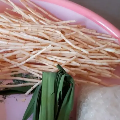 Tác Dụng Của Nước Mía Lau: Lợi Ích Sức Khỏe, Cách Dùng Và Lưu Ý Quan Trọng