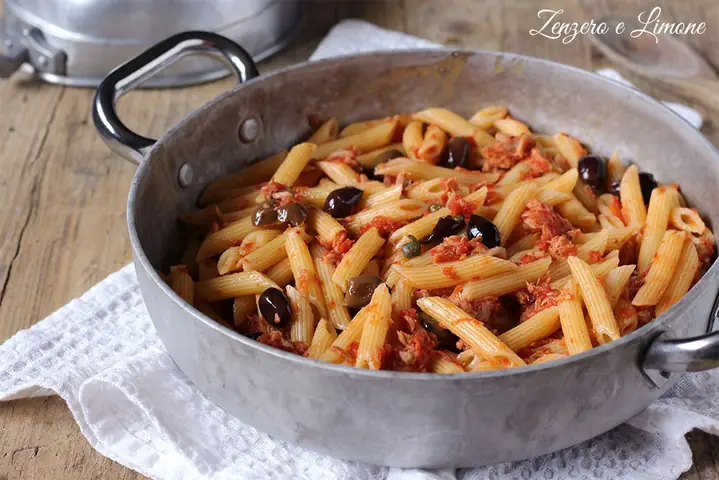 Cách Làm Pasta Tonno Olive E Capperi: Công Thức Nhanh Cho Bữa Ăn Đơn Giản