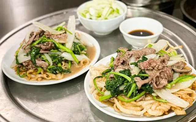 Tổng Hợp Quán Phở Xào Ngon Hà Nội Cho Người Sành Ăn Từ Địa Chỉ Truyền Thống Đến Gốc Hoa Tổng Hợp Quán Phở Xào Ngon Hà Nội Cho Người Sành Ăn Từ Địa Chỉ Truyền Thống Đến Gốc Hoa