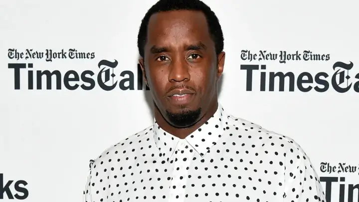 Toàn Cảnh Vụ Án Rapper Diddy: Từ Bữa Tiệc "freak Off" Đến Tội Danh Buôn Người, Mại Dâm Và Tiến Trình Phiên Tòa Toàn Cảnh Vụ Án Rapper Diddy: Từ Bữa Tiệc "freak Off" Đến Tội Danh Buôn Người, Mại Dâm Và Tiến Trình Phiên Tòa