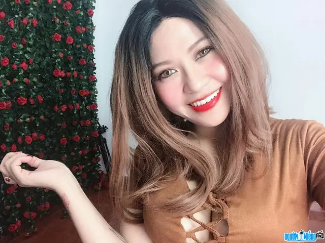 Tiểu Sử Rapper Suzie Mẫn Nhi (suzie Nguyễn): Tên Thật, Tuổi, Bài Hát Hit & Sự Thật Scandal Clip Nóng 2021