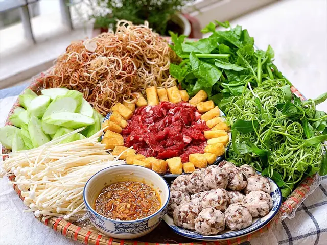 Tổng Hợp Các Loại Rau Ăn Lẩu Thái Chua Cay Chuẩn Vị Không Thể Thiếu Cho Nồi Lẩu Tổng Hợp Các Loại Rau Ăn Lẩu Thái Chua Cay Chuẩn Vị Không Thể Thiếu Cho Nồi Lẩu