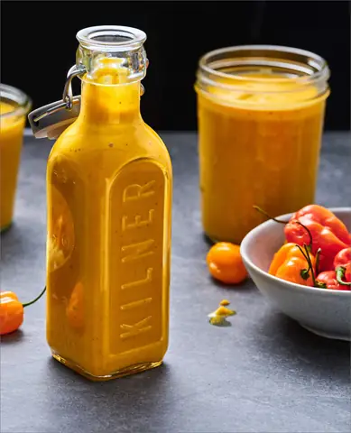 Cách Làm Scotch Bonnet Chilli Sauce Tại Nhà Theo Công Thức Ngon Nhất Cách Làm Scotch Bonnet Chilli Sauce Tại Nhà Theo Công Thức Ngon Nhất