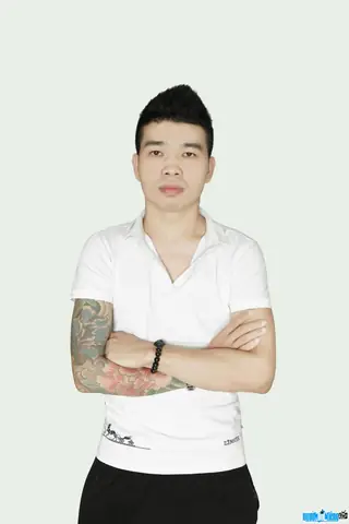 Tiểu Sử Streamer 108.bụi: Hồ Sơ, Sự Nghiệp Free Fire & Những Sự Thật Ít Ai Biết Tiểu Sử Streamer 108.bụi: Hồ Sơ, Sự Nghiệp Free Fire & Những Sự Thật Ít Ai Biết