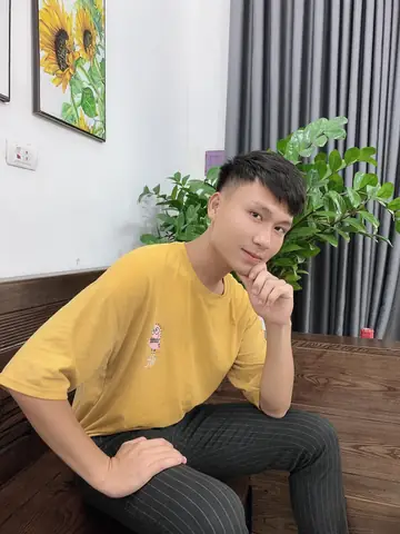 Tiểu Sử Streamer Hoàng Minh Hiếu (gãy Tv): Hồ Sơ Chi Tiết, Sự Nghiệp & Cập Nhật Séries "hai Anh Em"