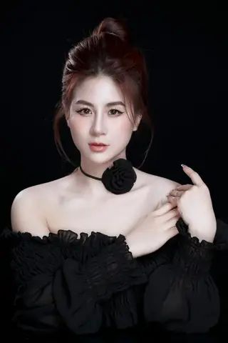 Trang Navy (nguyễn Kiều Trang) Là Ai? Tiểu Sử, Sự Nghiệp Streamer & Huấn Luyện Viên Idol Tiktok
