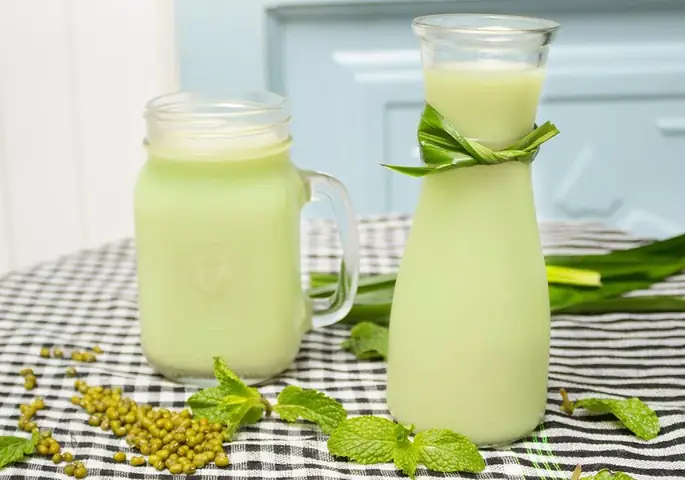 Cách Làm Sữa Đậu Xanh Lá Dứa Thơm Ngon, Bổ Dưỡng Tại Nhà Cho Gia Đình