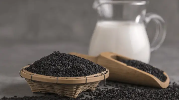 Giải Đáp Sữa Mè Đen Bao Nhiêu Calo Và Có Béo Không Dành Cho Người Đang Quan Tâm Đến Chế Độ Ăn Lành Mạnh Giải Đáp Sữa Mè Đen Bao Nhiêu Calo Và Có Béo Không Dành Cho Người Đang Quan Tâm Đến Chế Độ Ăn Lành Mạnh