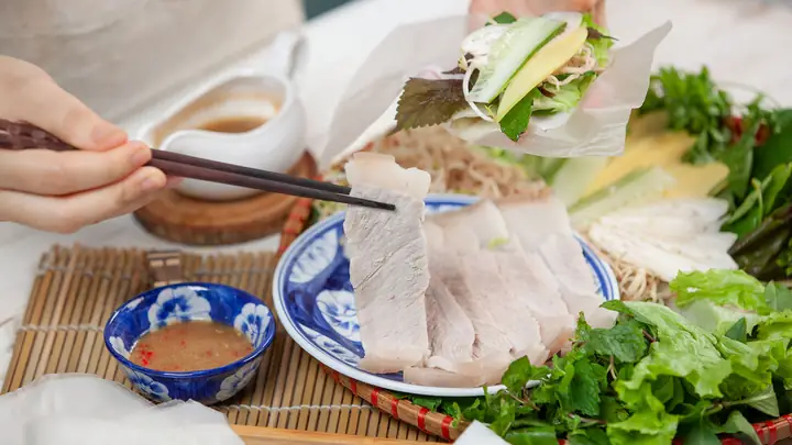 Tổng Hợp Top Quán Bánh Tráng Cuốn Thịt Heo 2 Đầu Da Đà Nẵng Ngon Chuẩn Vị Cho Người Yêu Ẩm Thực