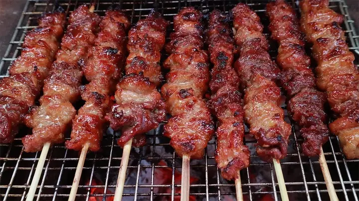 Gợi Ý Những Quán Thịt Xiên Nướng Ngon Ở Hà Nội Cho Người Thích Ăn Vặt Gợi Ý Những Quán Thịt Xiên Nướng Ngon Ở Hà Nội Cho Người Thích Ăn Vặt