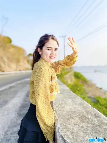 Tiktoker Liễu Lí Lì: Tiểu Sử, Gia Đình, Các Nội Dung Tiêu Biểu & Thông Tin Shop Tiktoker Liễu Lí Lì: Tiểu Sử, Gia Đình, Các Nội Dung Tiêu Biểu & Thông Tin Shop