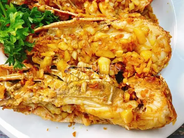 Hướng Dẫn Làm Tôm Mũ Ni Cháy Tỏi Thơm Ngon, Đậm Đà Cho Bữa Cơm Gia Đình