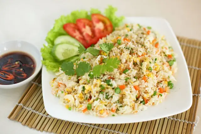 Tổng Hợp Ý Tưởng Trang Trí Cơm Chiên Dương Châu Đẹp Mắt Tại Nhà