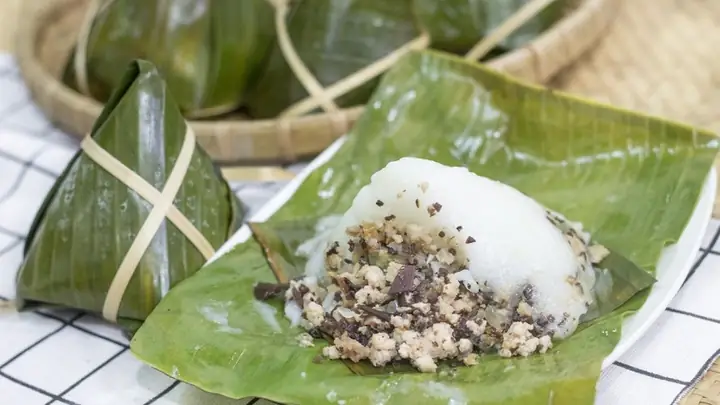 Hướng Dẫn Tỷ Lệ Pha Bột Bánh Giò (bột Gạo Tẻ, Bột Năng) Chuẩn Vị Tại Nhà Hướng Dẫn Tỷ Lệ Pha Bột Bánh Giò (bột Gạo Tẻ, Bột Năng) Chuẩn Vị Tại Nhà