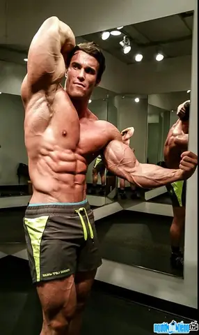 Calum Von Moger: Tiểu Sử, Sự Nghiệp Đỉnh Cao Và Bí Kịch Sụp Đổ Của "arnold Thứ 2" Calum Von Moger: Tiểu Sử, Sự Nghiệp Đỉnh Cao Và Bí Kịch Sụp Đổ Của "arnold Thứ 2"