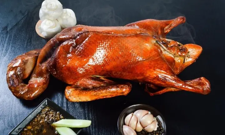 Cách Làm Vịt Quay Sốt Tiêu Đen Da Giòn Đậm Vị Như Tiệm Cho Gia Đình Cách Làm Vịt Quay Sốt Tiêu Đen Da Giòn Đậm Vị Như Tiệm Cho Gia Đình