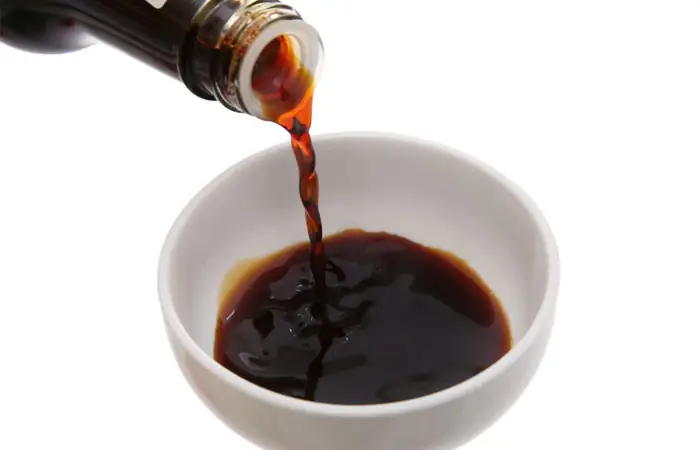 Tìm Hiểu Xì Dầu Làm Từ Gì Và Sự Đồng Nghĩa Với Nước Tương