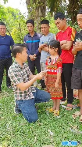 Hà Huy Khánh Là Ai? Tiểu Sử & Kênh Youtube Của Youtuber Hà Tĩnh Hà Huy Khánh Là Ai? Tiểu Sử & Kênh Youtube Của Youtuber Hà Tĩnh