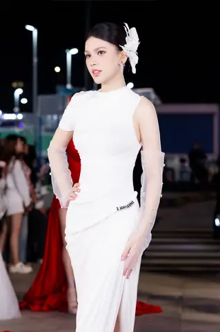 Á Hậu Phan Trần Linh Đan: Hồ Sơ, Danh Hiệu, Hành Trình Hoa Hậu Trái Đất 2025 Và Dự Định Miss Earth 2026 Á Hậu Phan Trần Linh Đan: Hồ Sơ, Danh Hiệu, Hành Trình Hoa Hậu Trái Đất 2025 Và Dự Định Miss Earth 2026