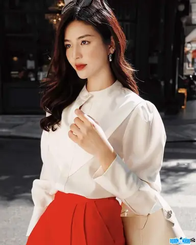 Lê Thị Thanh Trang: Từ Á Khôi Miss Ufm 2019 Đến Nhân Viên Văn Phòng - Hồ Sơ & Hành Trình Lê Thị Thanh Trang: Từ Á Khôi Miss Ufm 2019 Đến Nhân Viên Văn Phòng - Hồ Sơ & Hành Trình