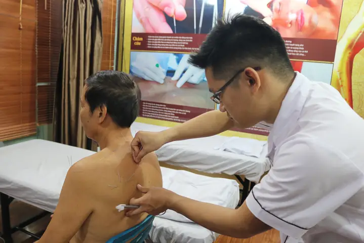 B&aacute;c Sĩ Trần Hải Long: Th&ocirc;ng Tin Chuy&ecirc;n M&ocirc;n, C&aacute;c Chuy&ecirc;n Khoa Mạnh & Địa Chỉ Ph&ograve;ng Kh&aacute;m