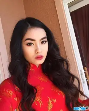 Bùi Xuân Thảo (rư) Là Ai? Tiểu Sử, Hành Trình Lột Xác & Sự Nghiệp Beauty Blogger Góc Của Rư 700k Sub Bùi Xuân Thảo (rư) Là Ai? Tiểu Sử, Hành Trình Lột Xác & Sự Nghiệp Beauty Blogger Góc Của Rư 700k Sub