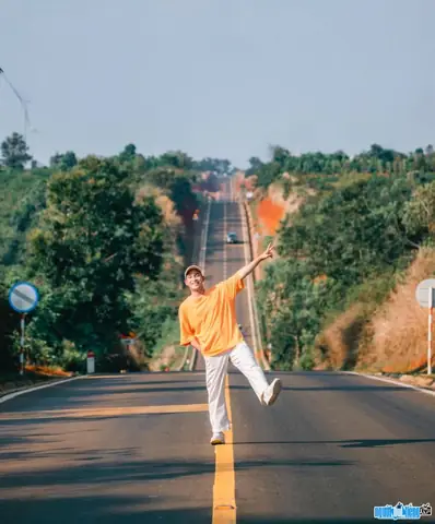 Blog Của Rọt L&agrave; Ai? Tiểu Sử B&ugrave;i Ngọc C&ocirc;ng - Travel Blogger Nổi Tiếng Từ Quảng Nam