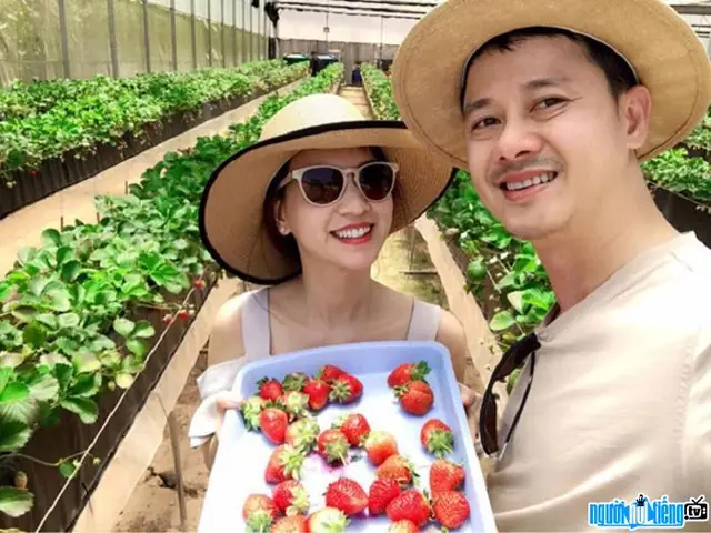 Blogger Hannah Nguyễn: Tiểu Sử, Sự Nghiệp Và Câu Chuyện Thành Công Của Người Phụ Nữ Làm Đẹp Blogger Hannah Nguyễn: Tiểu Sử, Sự Nghiệp Và Câu Chuyện Thành Công Của Người Phụ Nữ Làm Đẹp