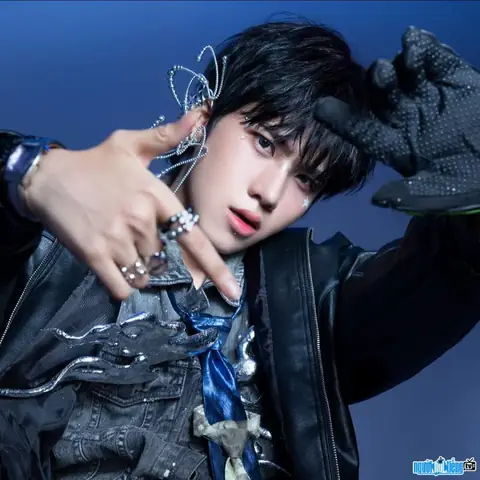 H&agrave;nh Tr&igrave;nh Từ Idol K-pop Pickus Đến '&uacute;t &Iacute;t' Anh Trai Say Hi: Hồ Sơ Ca Sĩ Đỗ Nam Sơn (em Trai Tăng Duy T&acirc;n)