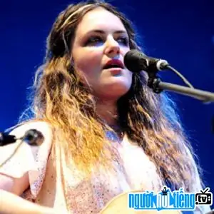 Tìm Hiểu Ca Sĩ Nhạc Dân Gian Joanna Newsom: Tiểu Sử, Sự Nghiệp & Top Bài Hát Hay Nhất Tìm Hiểu Ca Sĩ Nhạc Dân Gian Joanna Newsom: Tiểu Sử, Sự Nghiệp & Top Bài Hát Hay Nhất