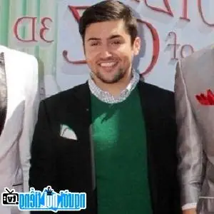 Tiểu Sử Ca Sĩ Mitch Grassi: Sự Nghiệp, Giọng Hát & Đời Sống Riêng Tư Tiểu Sử Ca Sĩ Mitch Grassi: Sự Nghiệp, Giọng Hát & Đời Sống Riêng Tư