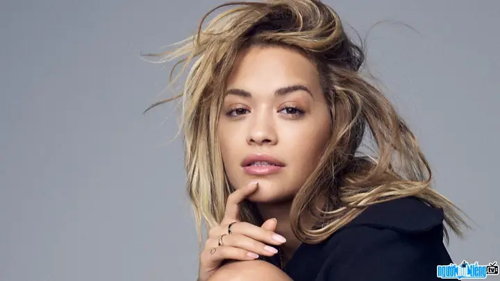 Rita Ora: Tiểu Sử, Top B&agrave;i H&aacute;t Hit Nhất, Sự Nghiệp Điện Ảnh, Thời Trang & Đời Tư Ca Sĩ Pop Anh