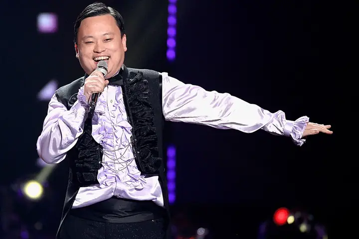 William Hung: Từ "hiện Tượng" American Idol 'dở Nhịp' Đến Diễn Giả Truyền Cảm Hứng - Tiểu Sử & Hành Trình 20 Năm William Hung: Từ "hiện Tượng" American Idol 'dở Nhịp' Đến Diễn Giả Truyền Cảm Hứng - Tiểu Sử & Hành Trình 20 Năm
