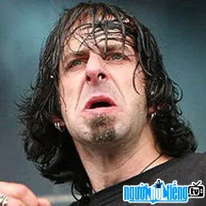 Chino Moreno: Tiểu Sử, Sự Nghiệp Deftones, Phong Cách Hát Đặc Trưng Và Các Dự Án Âm Nhạc Tiêu Biểu Chino Moreno: Tiểu Sử, Sự Nghiệp Deftones, Phong Cách Hát Đặc Trưng Và Các Dự Án Âm Nhạc Tiêu Biểu