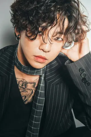 Tìm Hiểu Ca Sĩ Rapper Bang Yong-guk: Tiểu Sử, Sự Nghiệp & Hoạt Động Đáng Nhớ Tìm Hiểu Ca Sĩ Rapper Bang Yong-guk: Tiểu Sử, Sự Nghiệp & Hoạt Động Đáng Nhớ