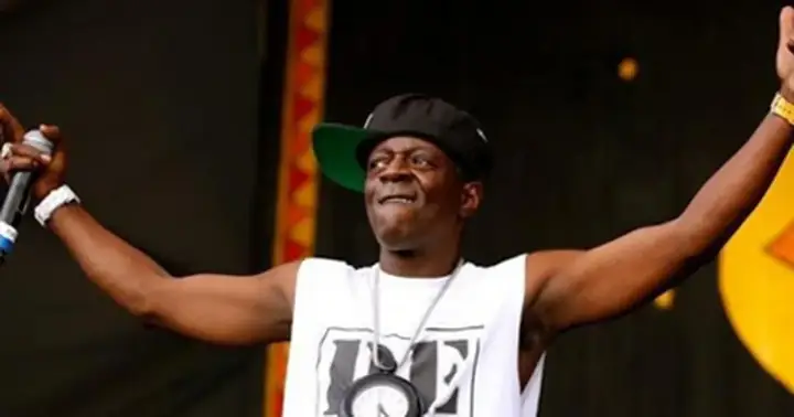 Tiểu Sử Flavor Flav: Hành Trình Từ Hype Man Public Enemy Đến Ngôi Sao Tv Thực Tế Và Những Tranh Cãi Tiểu Sử Flavor Flav: Hành Trình Từ Hype Man Public Enemy Đến Ngôi Sao Tv Thực Tế Và Những Tranh Cãi