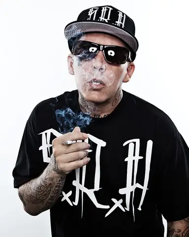 Khám Phá Hành Trình Và Sự Nghiệp Của Madchild - Rapper Canada Đầy Tài Năng Khám Phá Hành Trình Và Sự Nghiệp Của Madchild - Rapper Canada Đầy Tài Năng