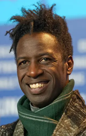 Saul Williams: Tiểu Sử & Hành Trình Nghệ Thuật Đa Diện - Từ Thơ Ca Slam, Hip-hop Thử Nghiệm Đến Điện Ảnh Saul Williams: Tiểu Sử & Hành Trình Nghệ Thuật Đa Diện - Từ Thơ Ca Slam, Hip-hop Thử Nghiệm Đến Điện Ảnh