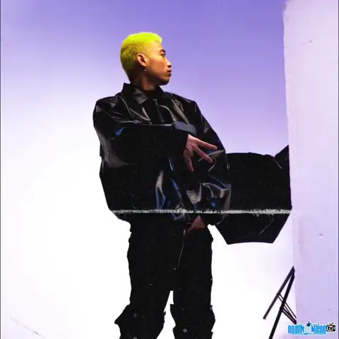 Ca Sĩ Teuyungboy Là Ai? Tên Thật, Tiểu Sự, Ca Khúc Hay Và Label Higher Dimension Ca Sĩ Teuyungboy Là Ai? Tên Thật, Tiểu Sự, Ca Khúc Hay Và Label Higher Dimension