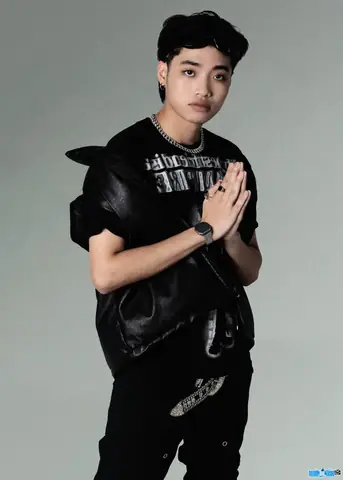 Ca Sĩ Teuyungboy Là Ai? Tên Thật, Tiểu Sự, Ca Khúc Hay Và Label Higher Dimension Ca Sĩ Teuyungboy Là Ai? Tên Thật, Tiểu Sự, Ca Khúc Hay Và Label Higher Dimension