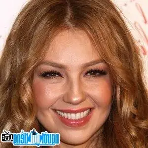 Thalía - Ca Sĩ Và Diễn Viên Mexico Nổi Tiếng Thế Giới Thalía - Ca Sĩ Và Diễn Viên Mexico Nổi Tiếng Thế Giới