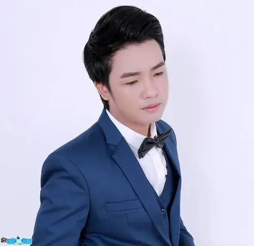 Tổng Hợp Bài Hát Hay Nhất Của Ca Sĩ Thiên Quang: Top Bolero, Song Ca Quỳnh Trang & Playlist Nghe Không Quảng Cáo Tổng Hợp Bài Hát Hay Nhất Của Ca Sĩ Thiên Quang: Top Bolero, Song Ca Quỳnh Trang & Playlist Nghe Không Quảng Cáo