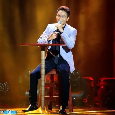 Tìm Hiểu Hồ Sơ Ca Sĩ Trần Quang Đại: Tiểu Sử, Sự Nghiệp X-factor Và Các Bài Hát Hay Nhất Tìm Hiểu Hồ Sơ Ca Sĩ Trần Quang Đại: Tiểu Sử, Sự Nghiệp X-factor Và Các Bài Hát Hay Nhất
